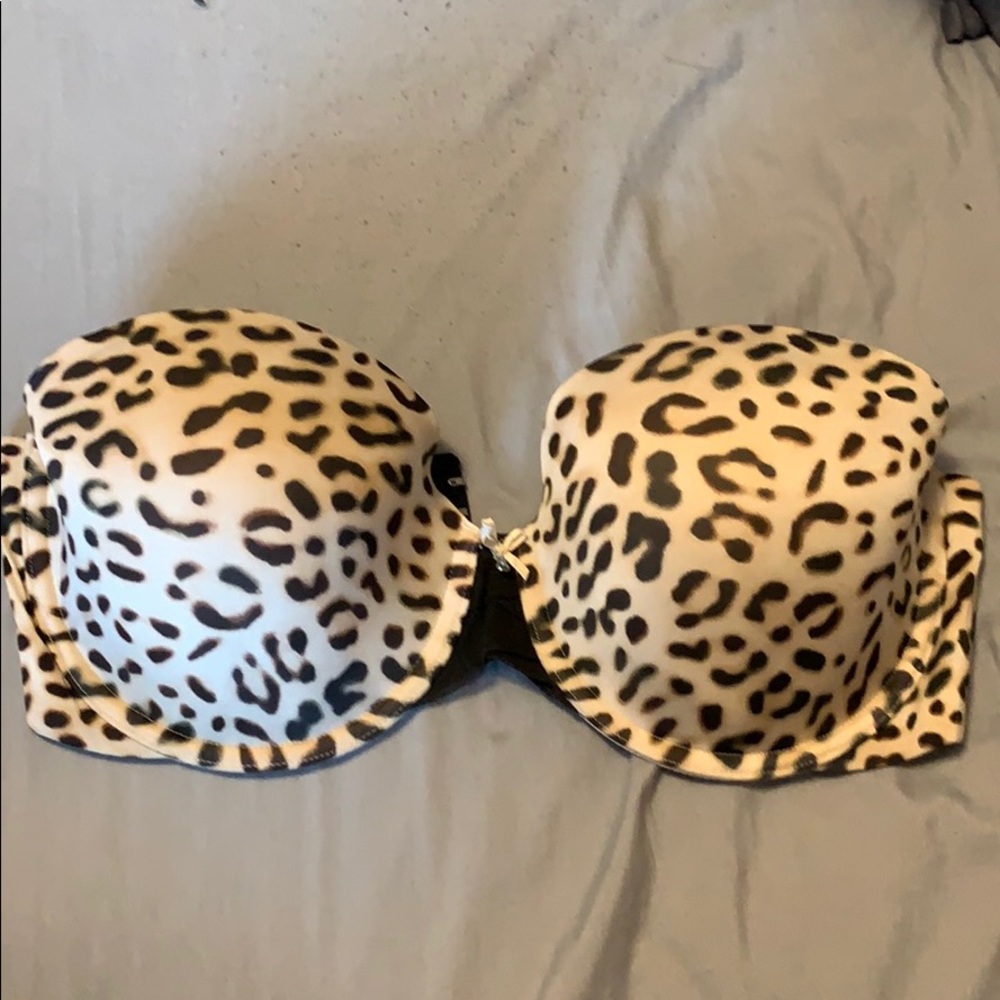 Victoria’s Secret Strapless Bra